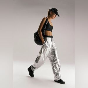 NEW‎ Free People FP Movement Mesmerize Me Shine Pants Size SMALL